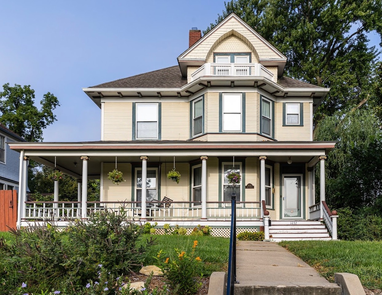 Leavenworth County Historical Society - Vintage Homes Tour